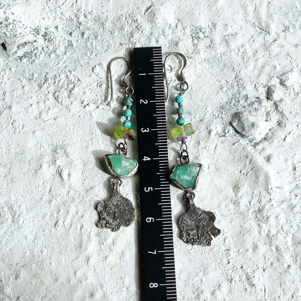 TT原石&ビーズ 揺れるピアス ブルーオパール