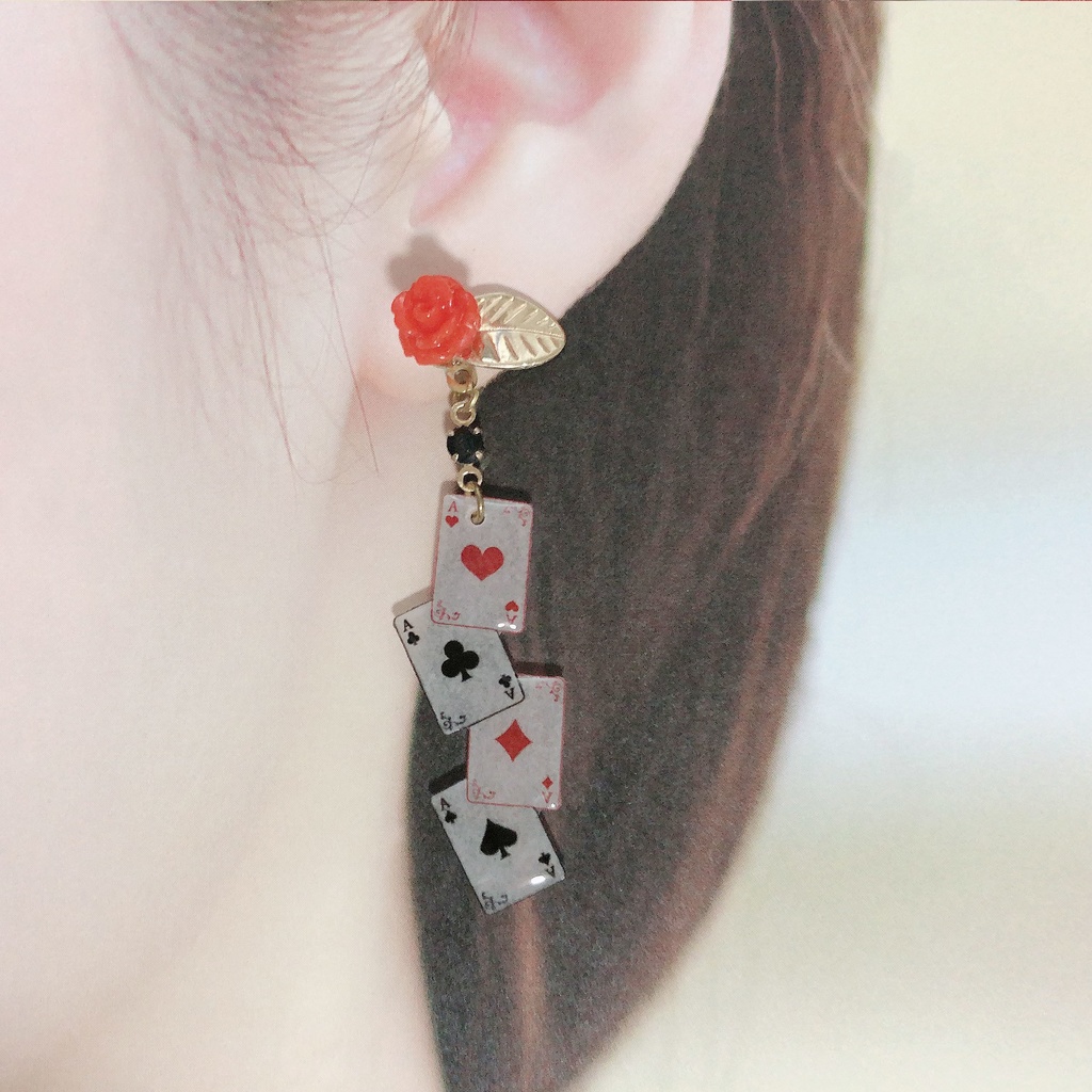 不思議の国のアリス【トランプ】イヤリング/ピアス