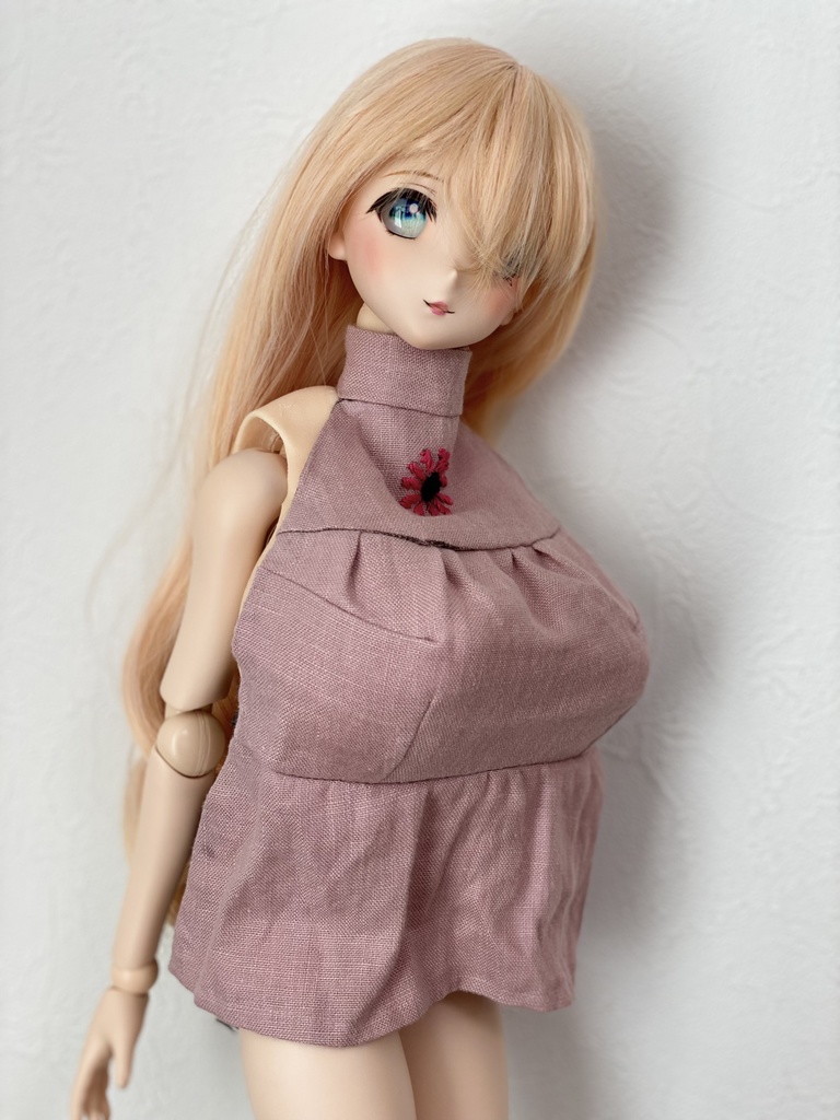 DD・DDdy 刺繍入りノースリーブブラウス（くすみピンク）