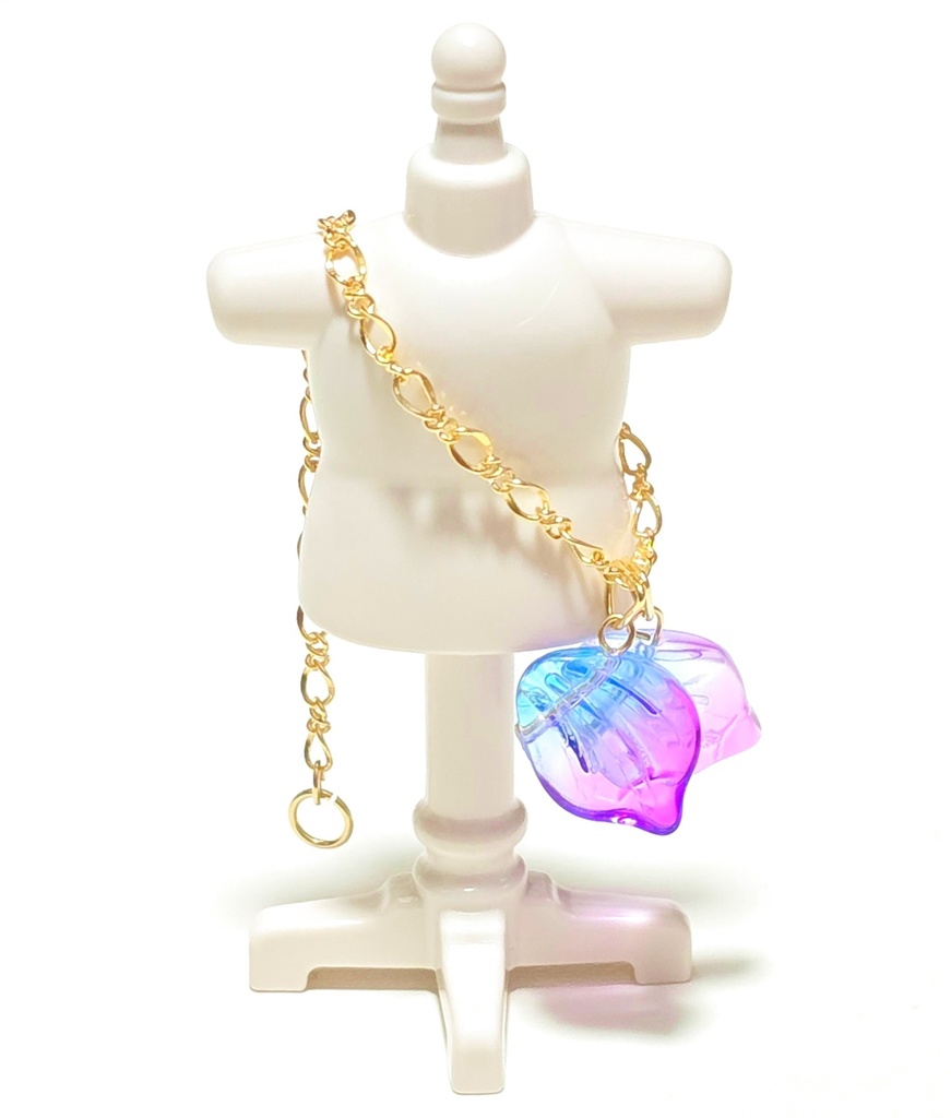 ウロコのポシェット