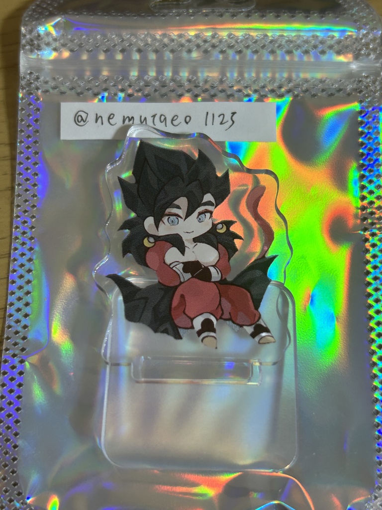 4形態アクリルスタンド