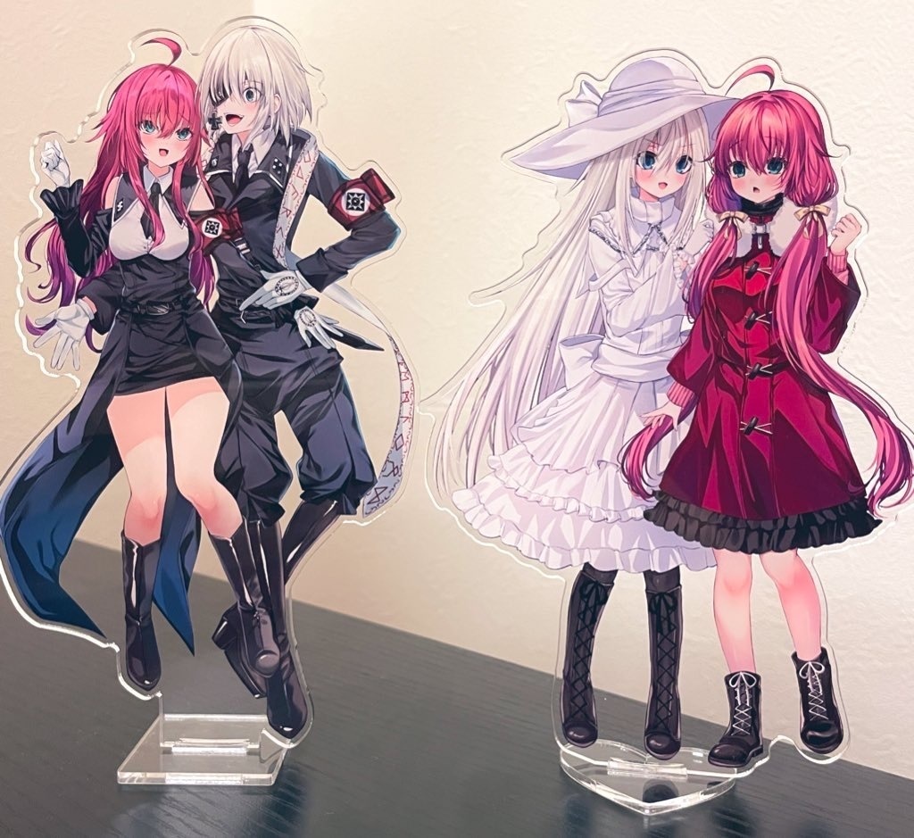 ダブルアンナちゃんアクリルスタンド