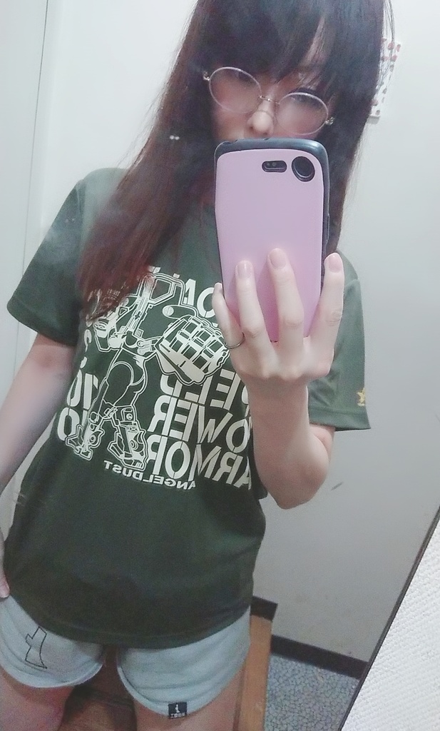 いちごアルファTシャツ