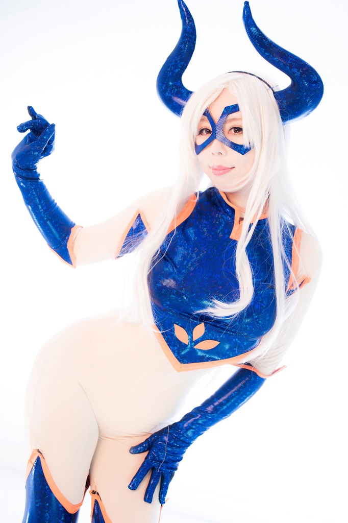 C97既刊コスプレ写真集Mrレディ(ヒロアカ)・ハントレス(バットマン)