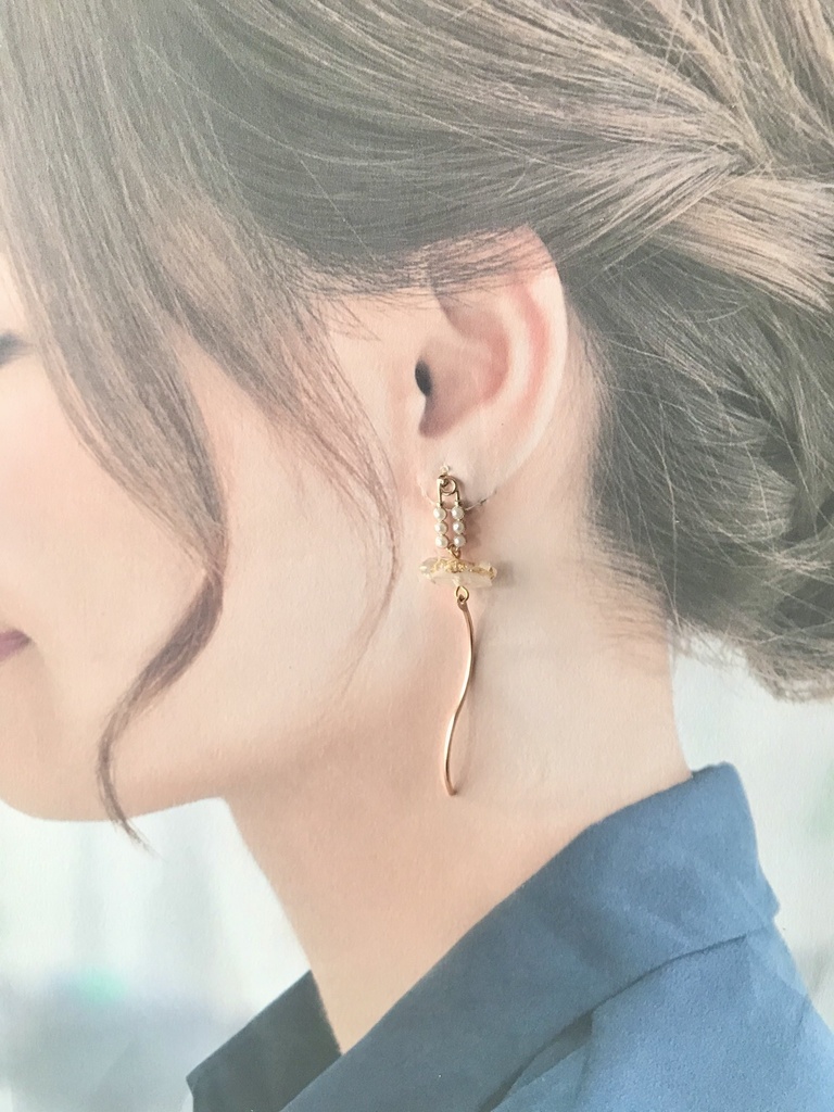 鉱石イヤーアクセ