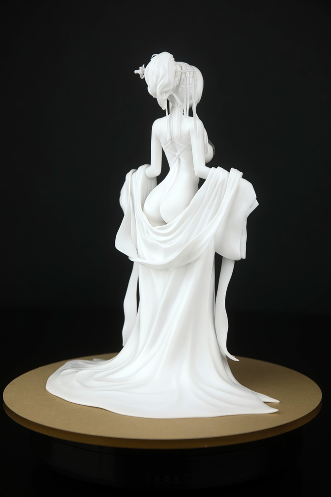 【二次予約】【アズールレーン】グロリアス とらぶるプラム Scale1/7 未塗装未組立ガレージキット