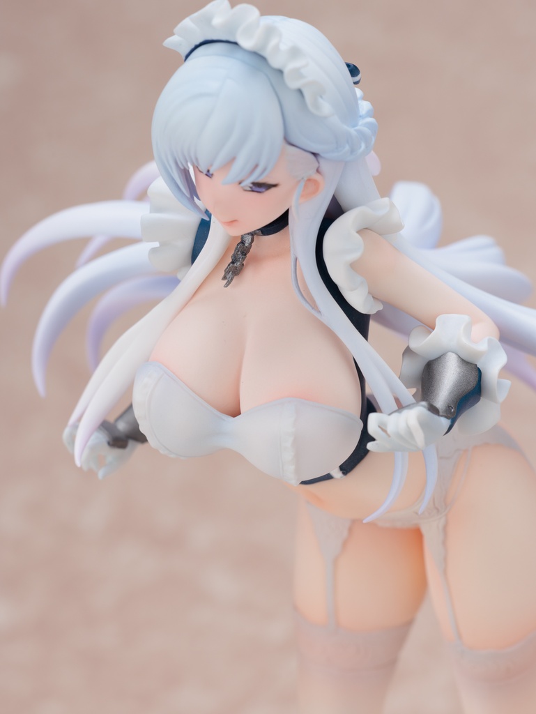 【予約】『アズールレーン』ベルファスト 1/6スケール 未塗装未組立ガレージキット