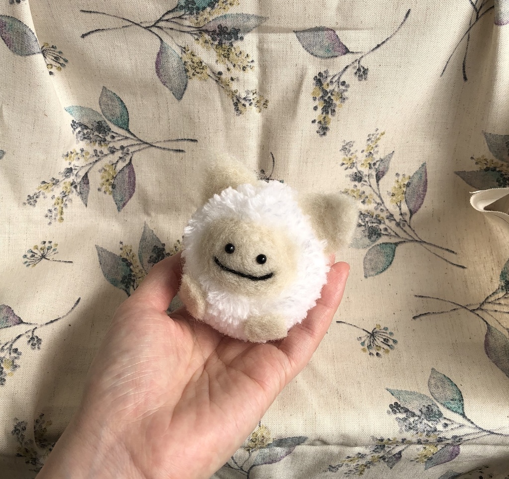 ぽんぽん&羊毛フェルト ぽんだるま しろモフ