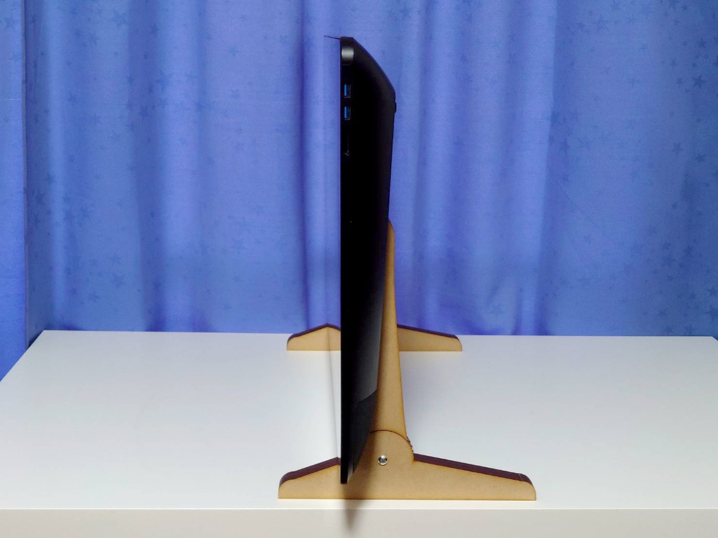 新発売!Cintiq Pro 24 直立スタンド 90度~60度角度調節可能