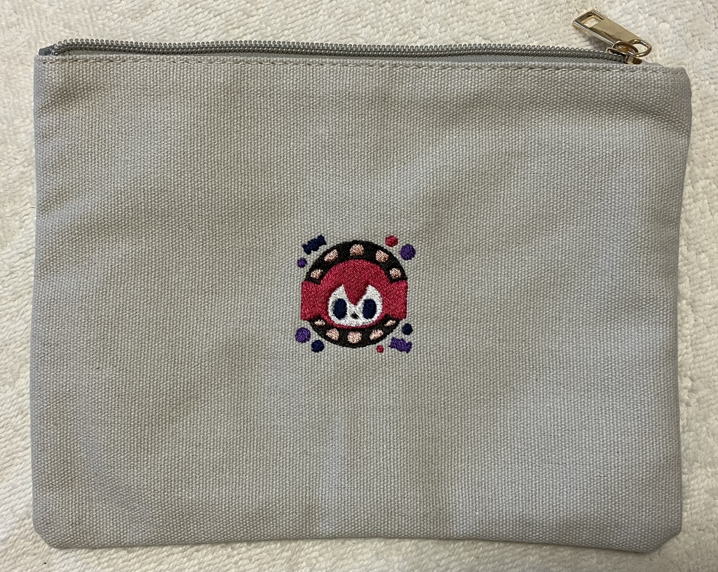 刺繍ポーチ