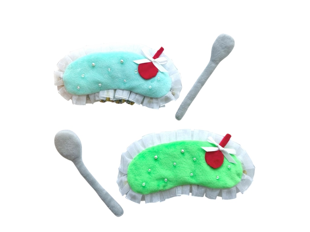 クリームソーダのアイマスクとスプーンクッション