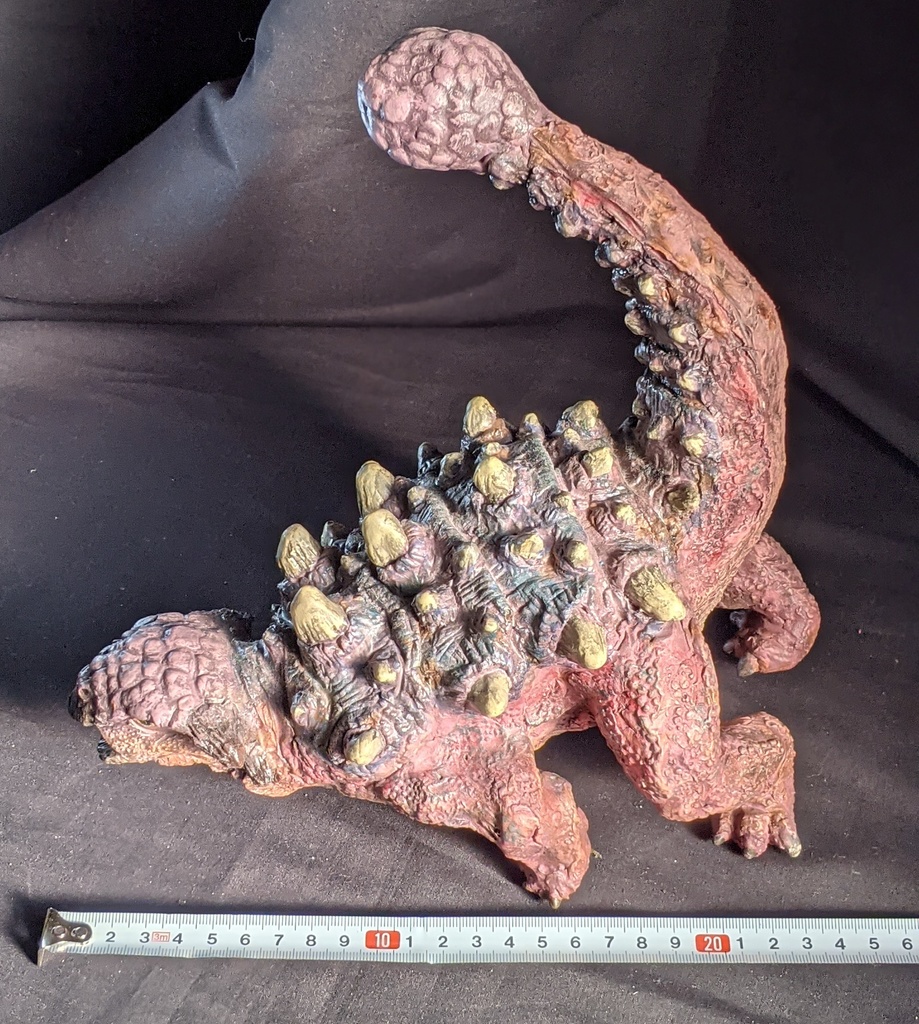 ディフォルメ・アンキロサウルス