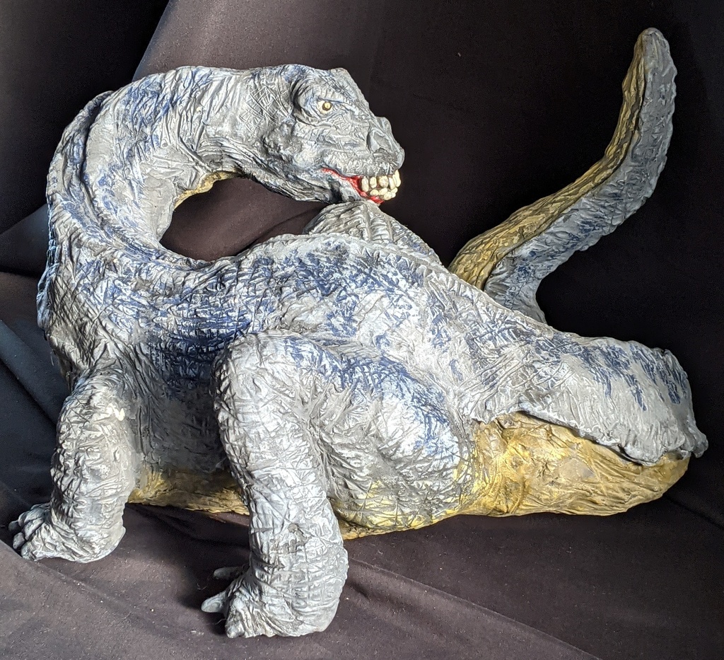 ディフォルメ・ブロントサウルス