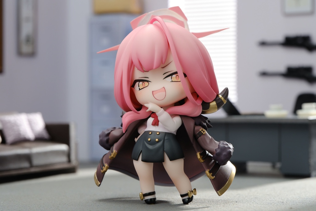 ガレージキット　陸八魔アル　ミニキャラ 受注生産】ブルーアーカイブ 陸八魔アル 便利屋68の日常Ver