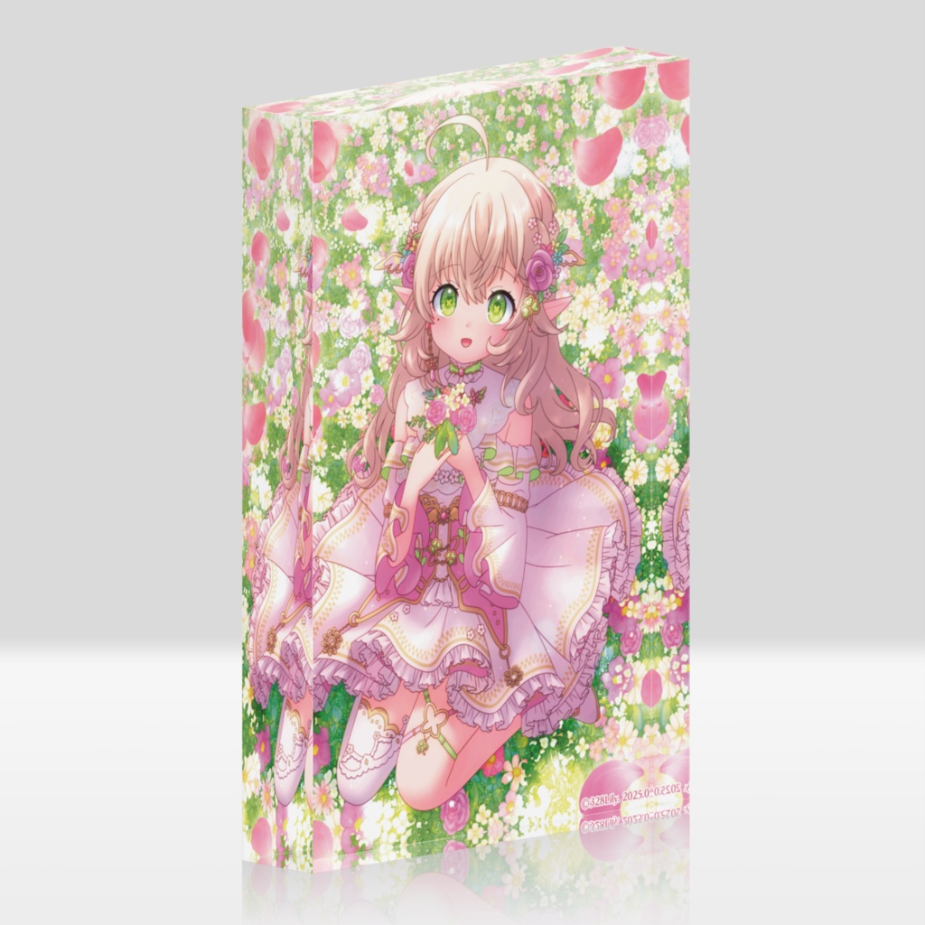 【三葉リリィ】アクリルブロック《幸せをどうぞ☘》