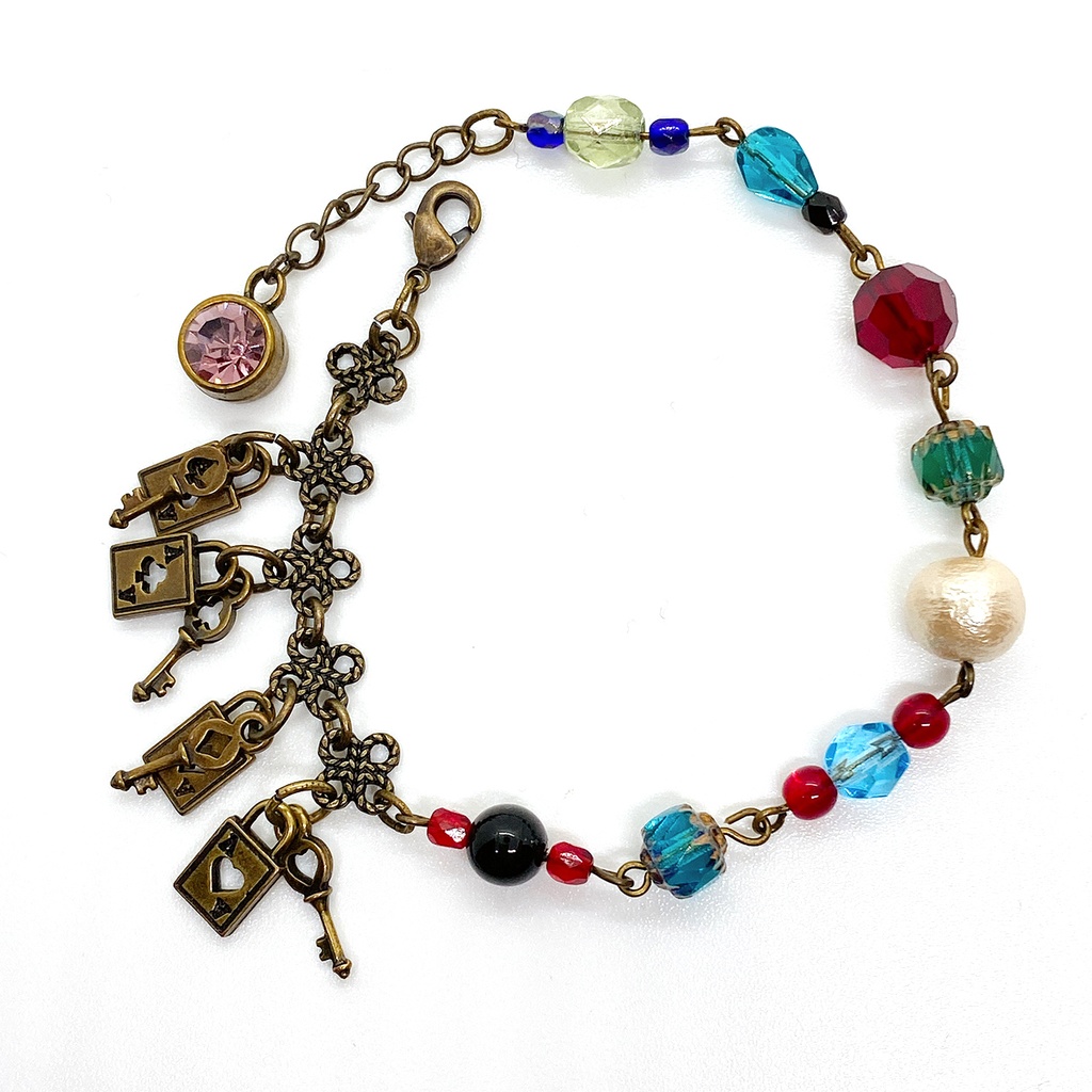 『アリス・イン・ワンダーランド』イメージブレスレット