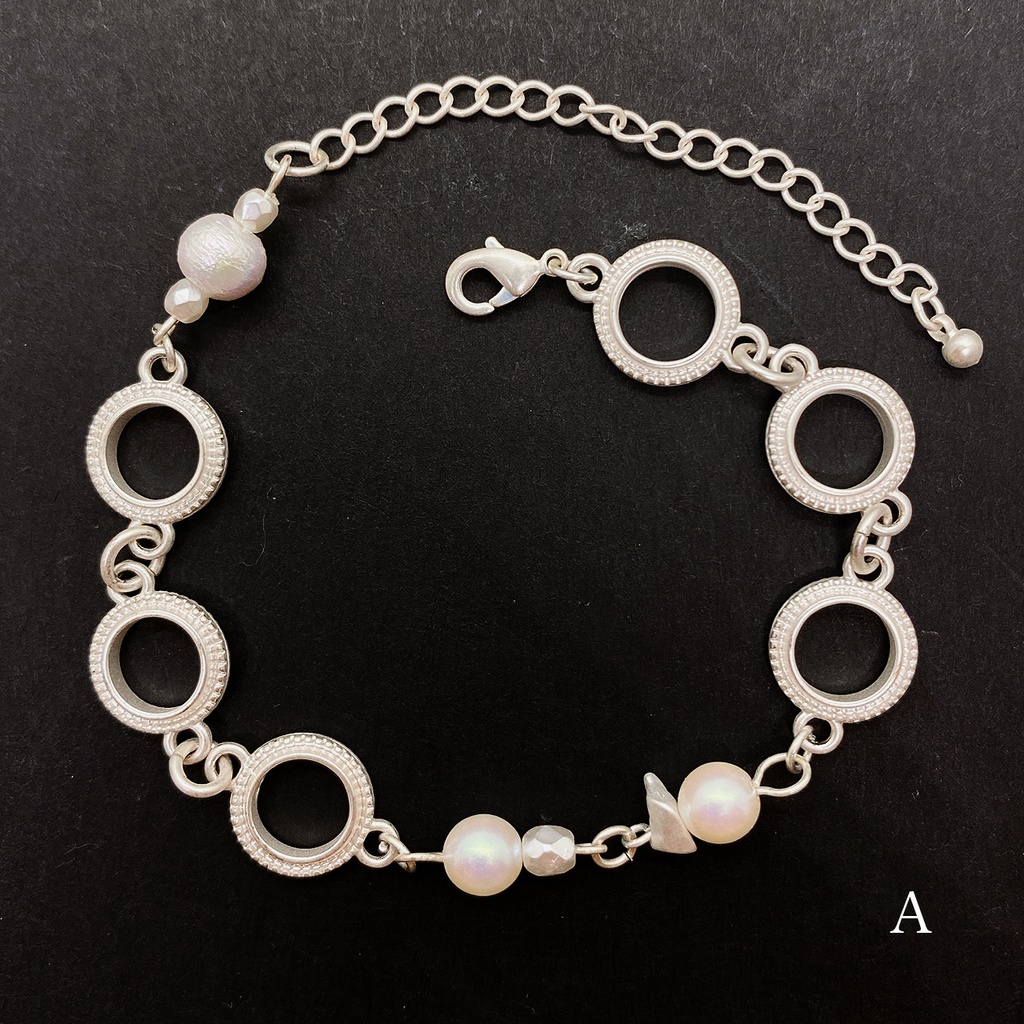 『白いリボン』イメージブレスレット