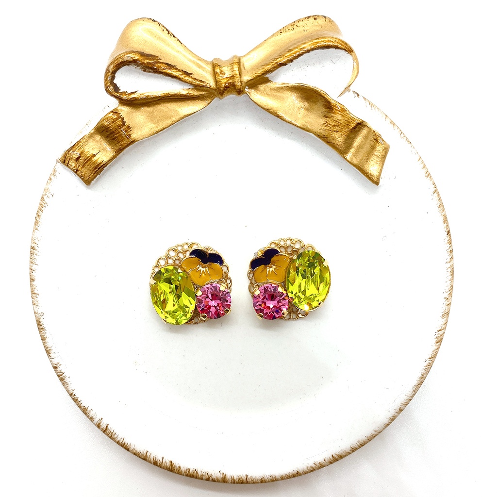 『秘密の花園』イメージイヤーアクセサリー