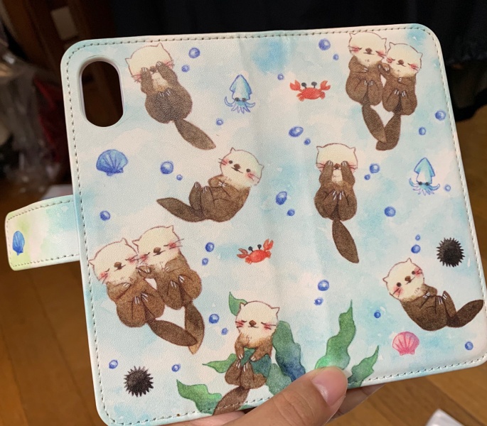 「ほんわかラッコくん」手帳型スマホケース