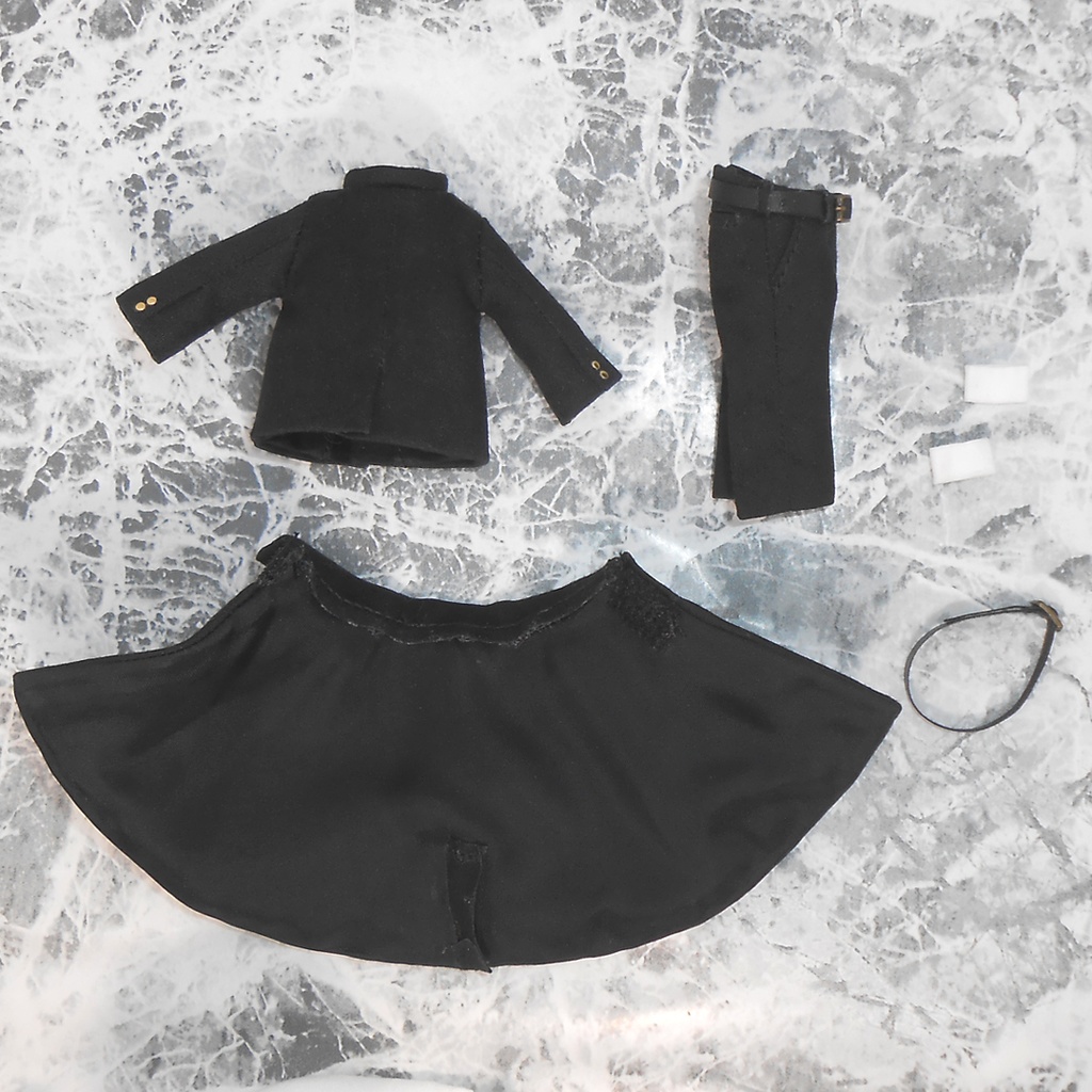 ねんどろいどどーる用 マント付き前とじ学ランセット 黒 白 2種 ハンドメイド