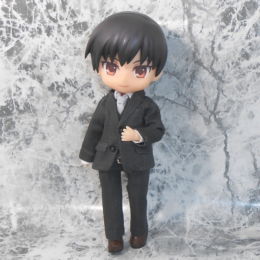 ねんどろいどどーる 【身長調整用】 前閉じスーツセット 濃グレー 綿麻混合生地 スリーピース ハンドメイド