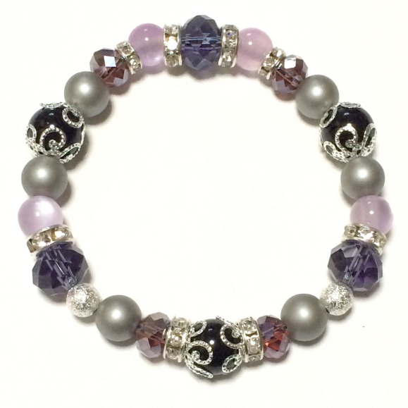 黄泉様モチーフ カットビーズブレスレット