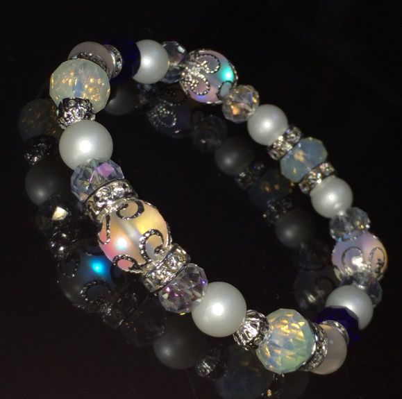 月様モチーフブレスレット