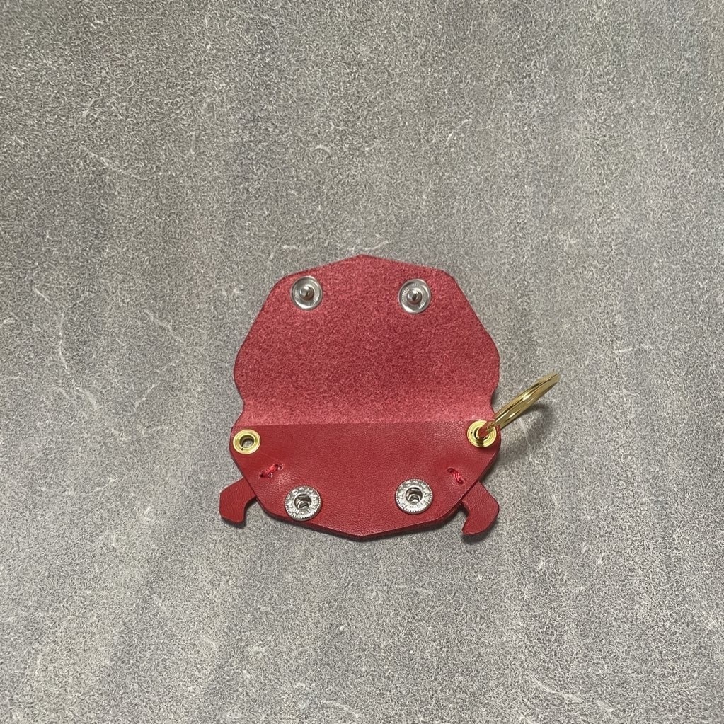 🦀のキーケース(明るい赤・渋い赤)