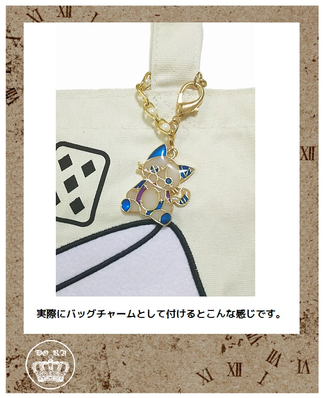 傷だらけの猫達 バッグチャーム