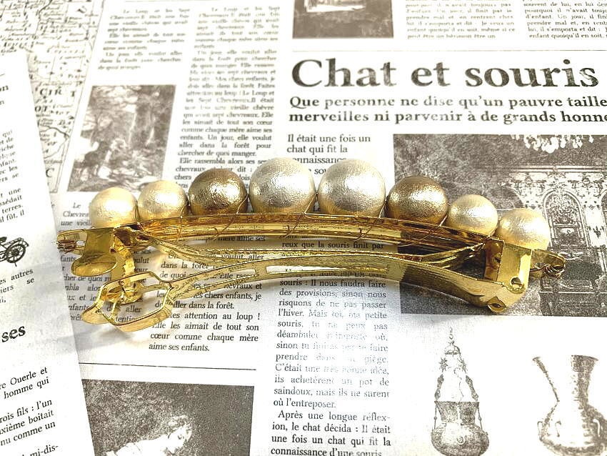 安室さんイメージ コットンパールのバレッタ