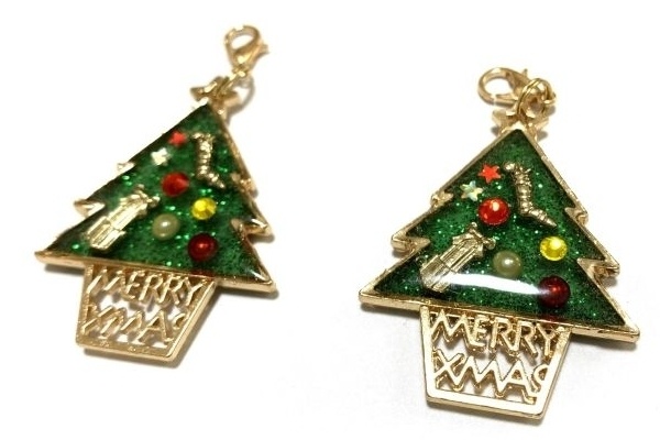 クリスマスツリー 赤安