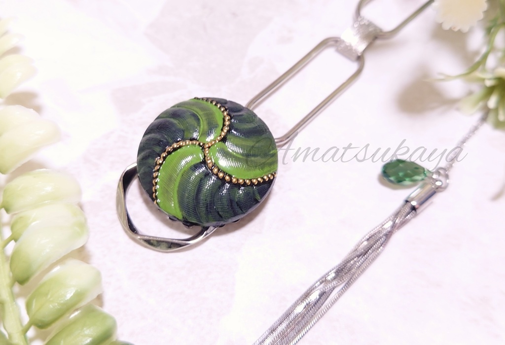 稲葉江イメージアクセサリー