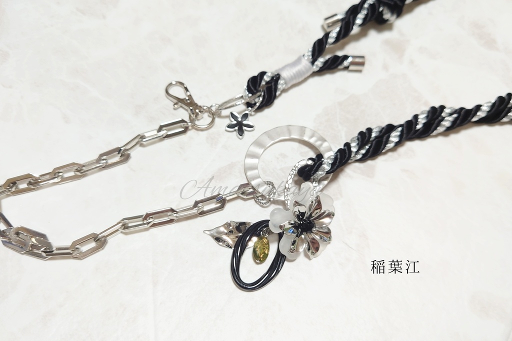 スマホショルダー②稲葉、八丁、富田