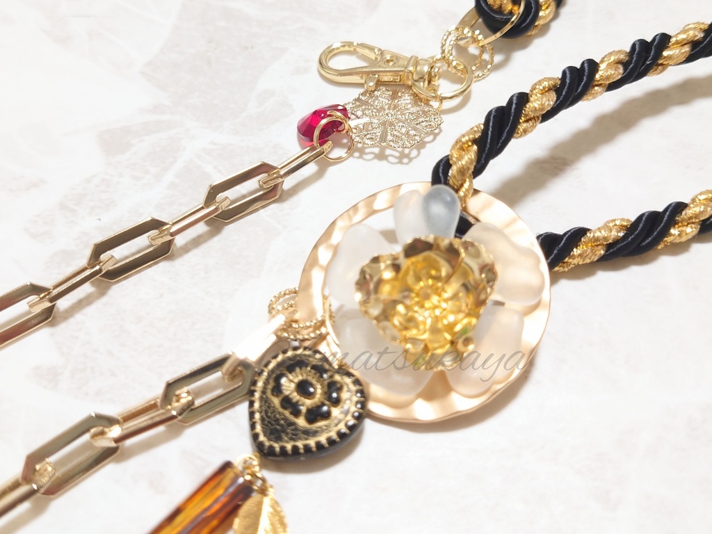 スマホショルダー④燭台切、鶯丸、秋田、大慶、明石、後家、一期