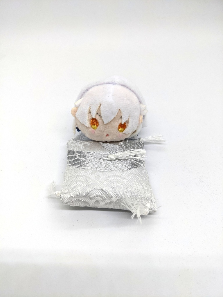 ミニもちの座布団/鶴丸