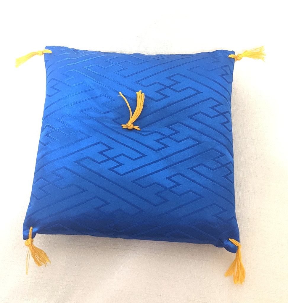 座布団（うさぎサイズ）/三日月