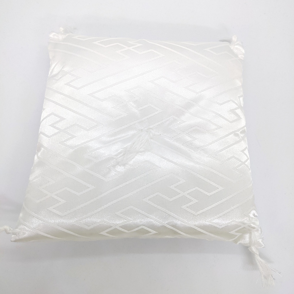 座布団（うさぎサイズ）/白