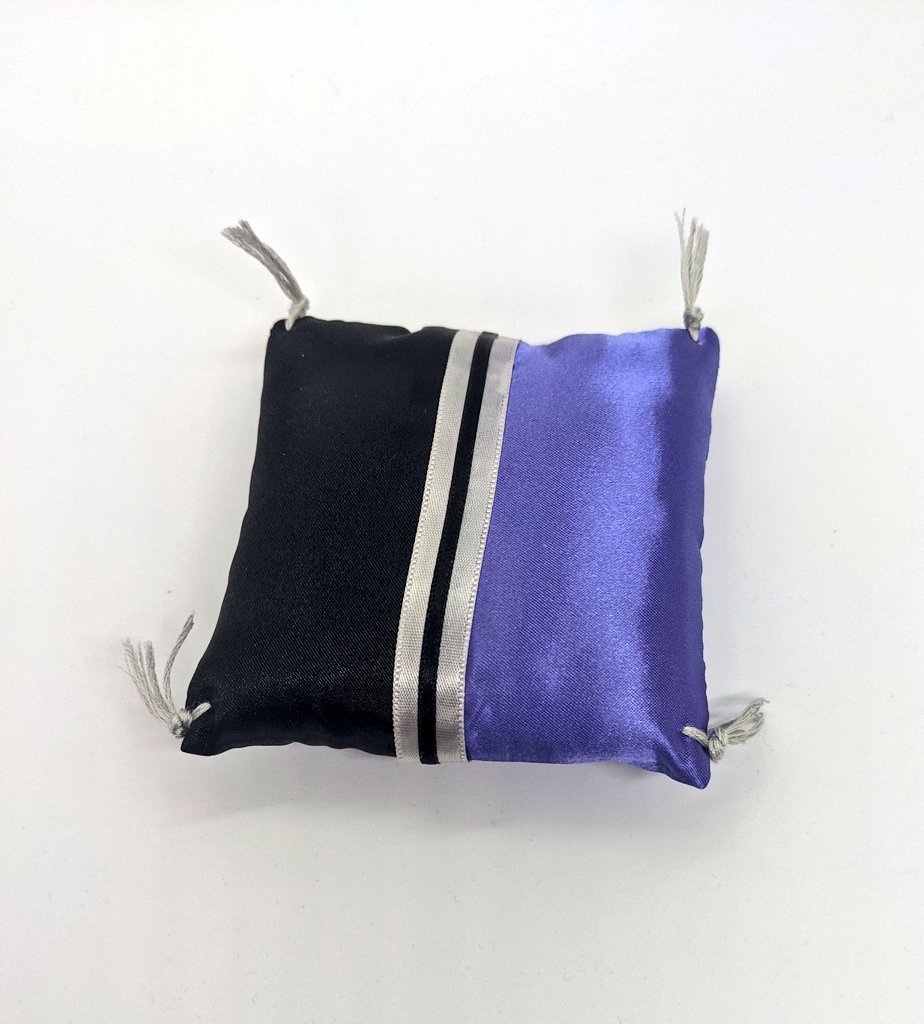 もちの座布団（通常サイズ）/水心子