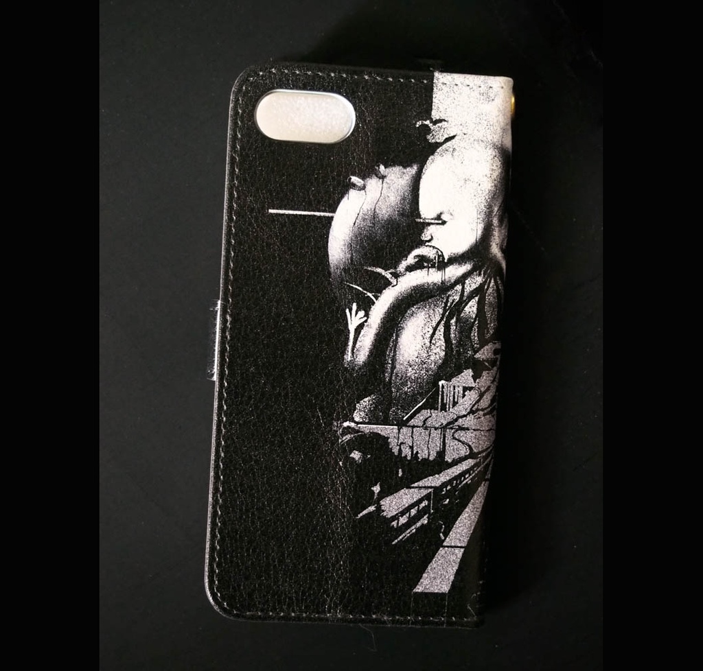 【送料無料】手帳型スマホケース イルミナティ