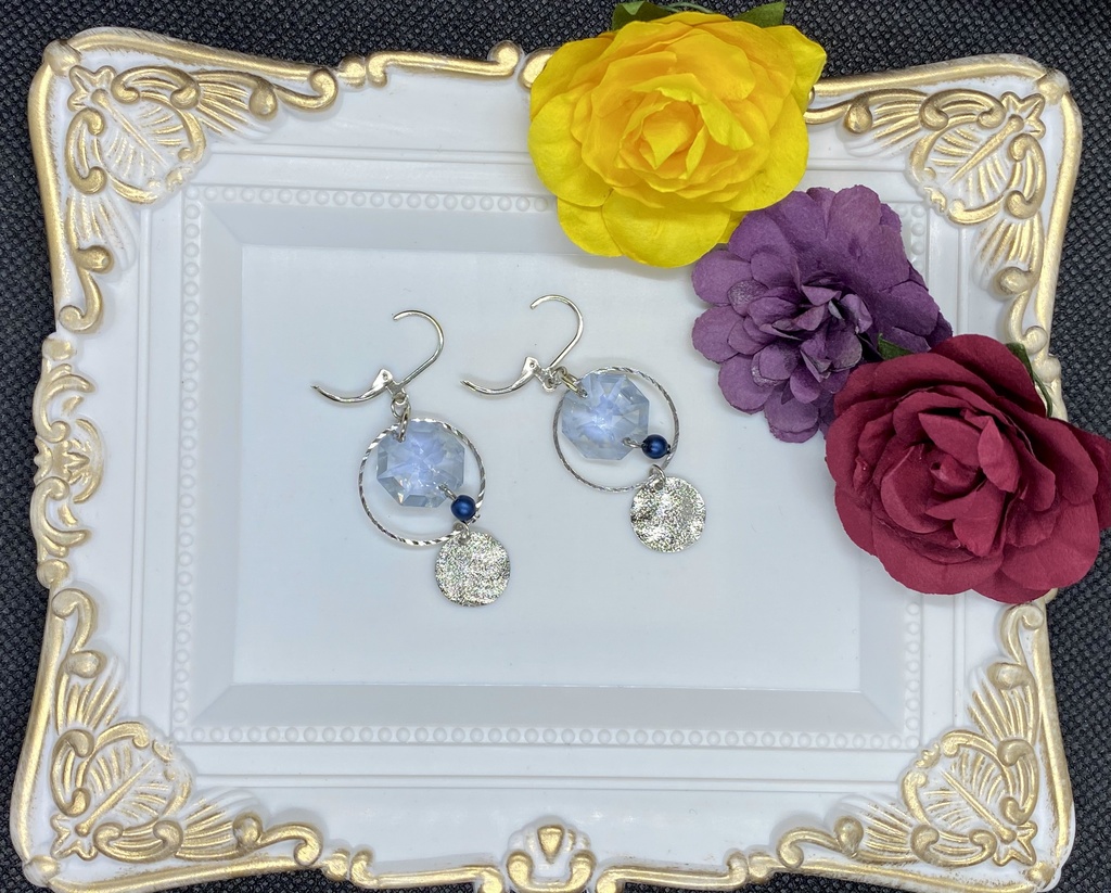 麻天狼イメージピアス