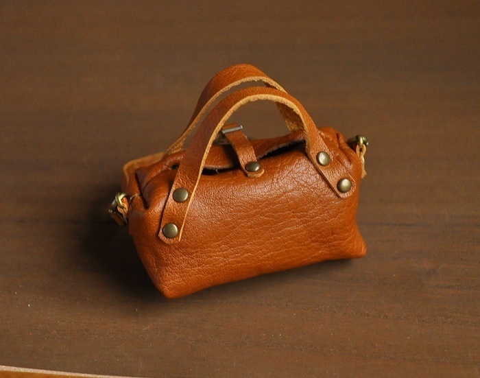 ①ミニチュア ブラウン レザー ボストンバッグ ショルダー オビツ ブライス ドール