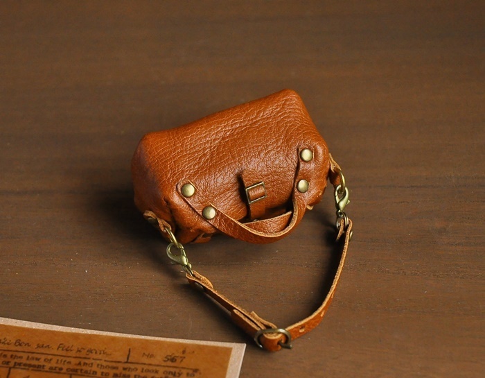 ②ミニチュア ブラウンレザー ボストンバッグ ショルダー オビツ ブライス ドール