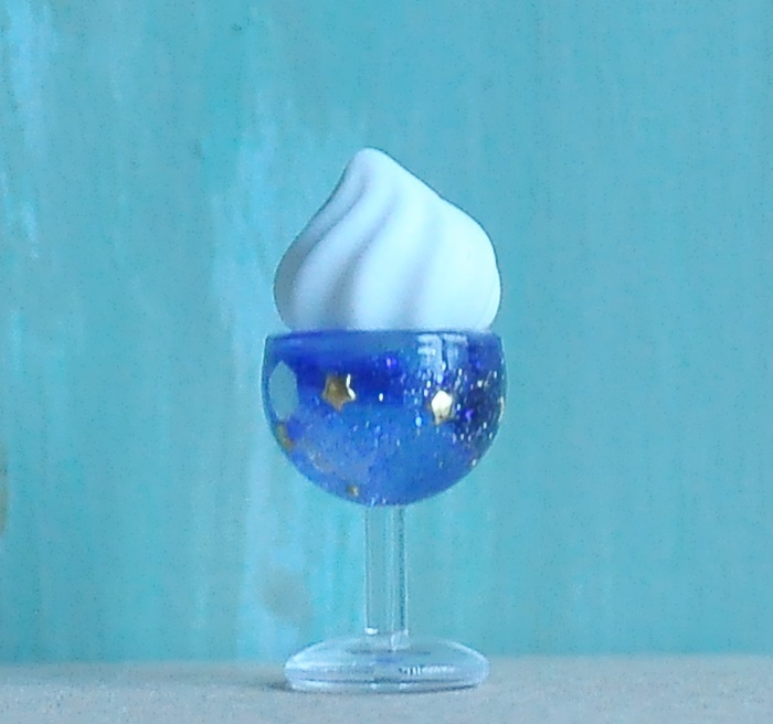 ミニチュア　宇宙クリームソーダ　オビツ11　ねんどーる