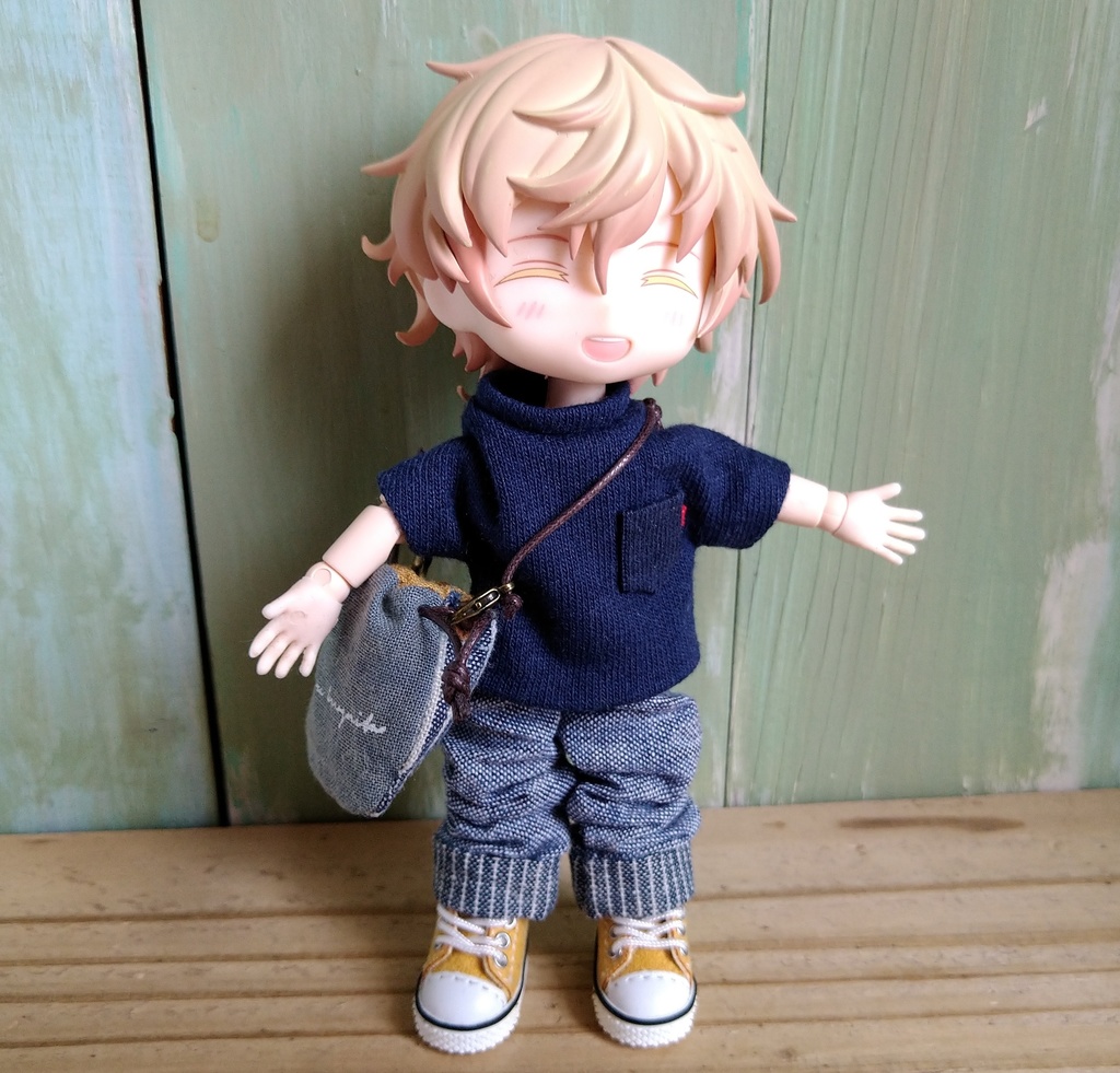 ハンドプリントロゴ 巾着ショルダー バッグ ねんどろいど小物オビツ11 ピコドー ねんどろいどどーる ob11
