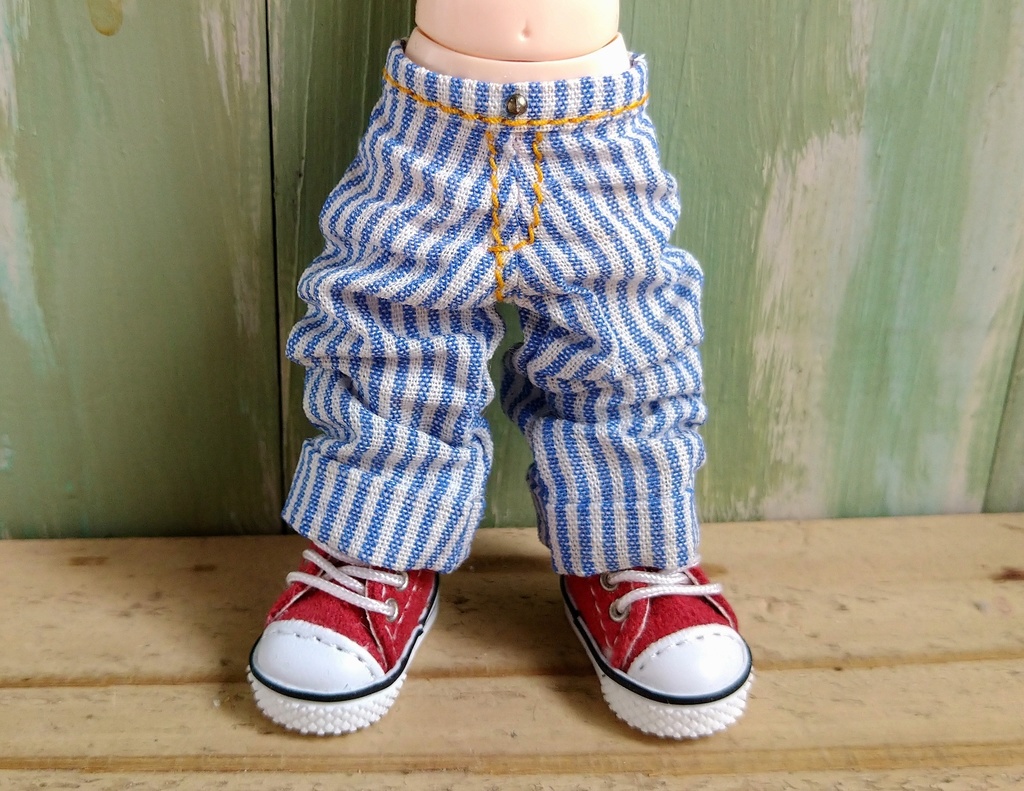 サックスブルー ストライプ コットンのルーズパンツ　服　オビツ１１ OB11