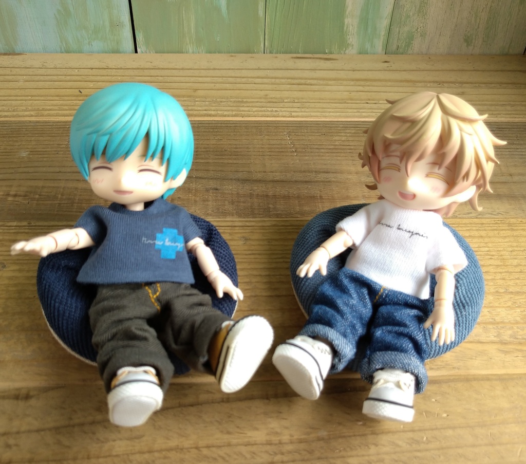 コーデュロイ生地 三日月みたいなかたちのおすわりクッション 3色 ob11 ねんどろいど 1/12ドール洋服