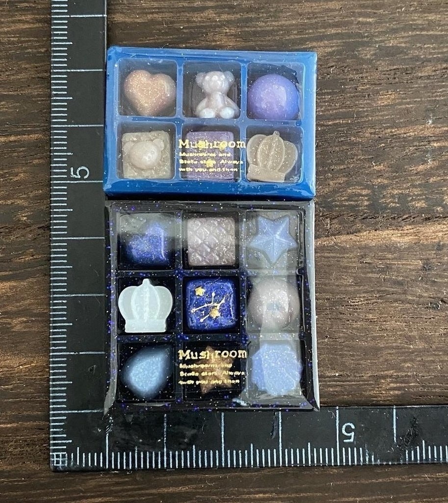 1点限り おかしぼっくす チョコレート９個入り② 宇宙レジン チョコレートボックス