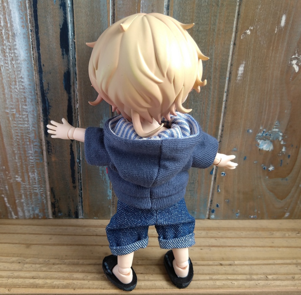 選べる4色 →  半袖パーカー  オビツ11   ねんどーる  ねんどろいど どーる 服