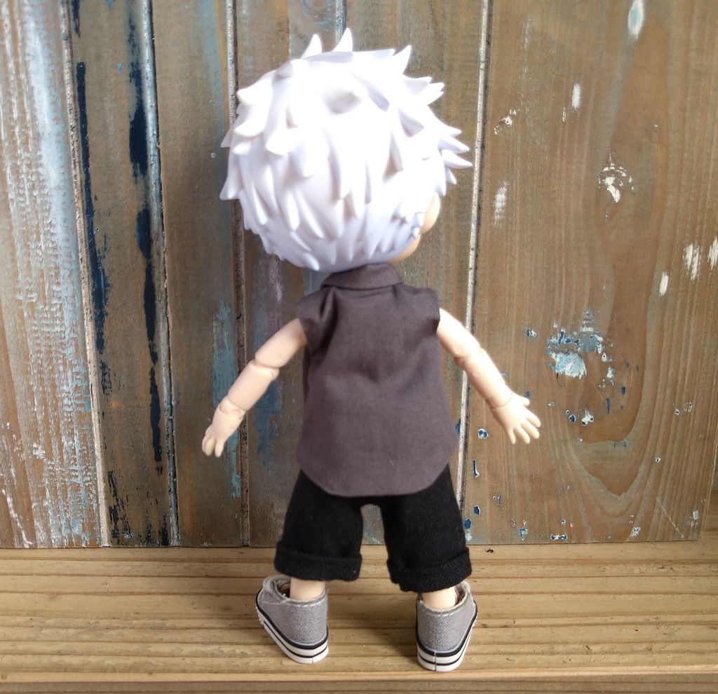 黒のハーフリネン  ロールアップハーフパンツ　服　ねんどろいどどーる  オビツ１１ OB11