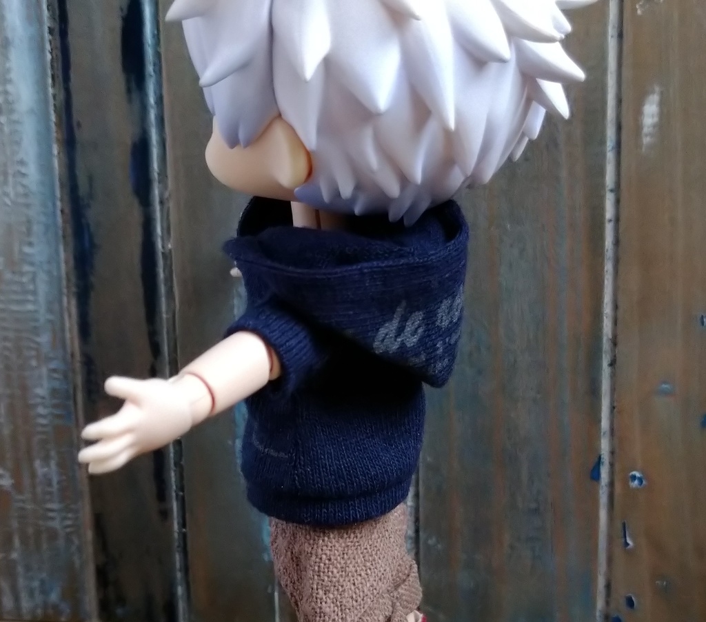 【ねんどろいどどーる、オビツろいど兼用】選べる4色 → 細めの半袖パーカー オビツ11 ねんどーる ねんどろいど どーる パーカー 服